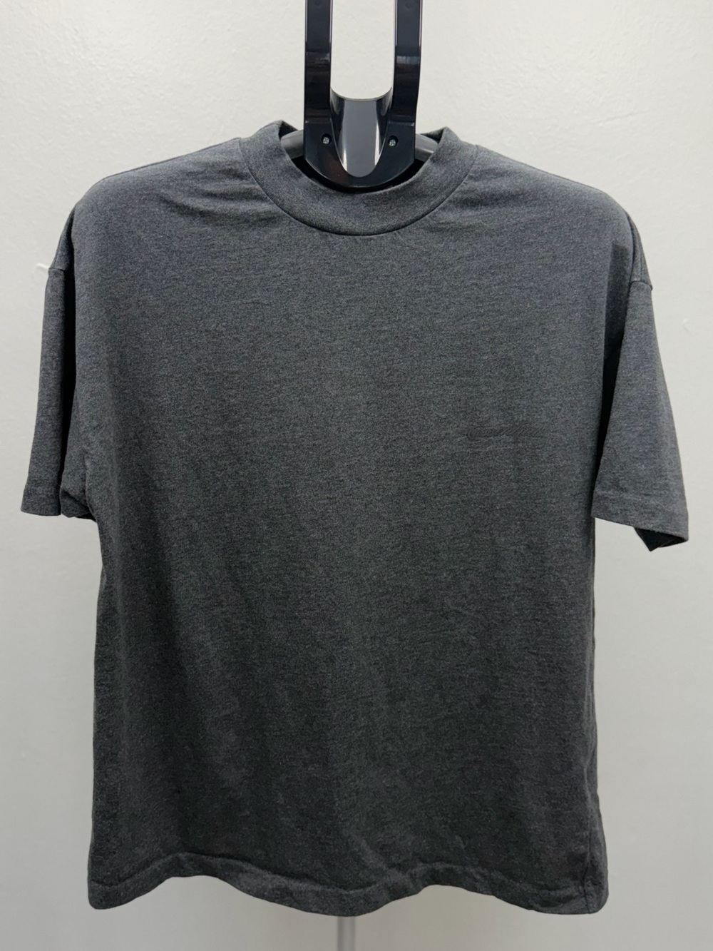Fear of God Essentials Gray Logo T-Shirt Men’s Size S 100% Cotton Minimalist